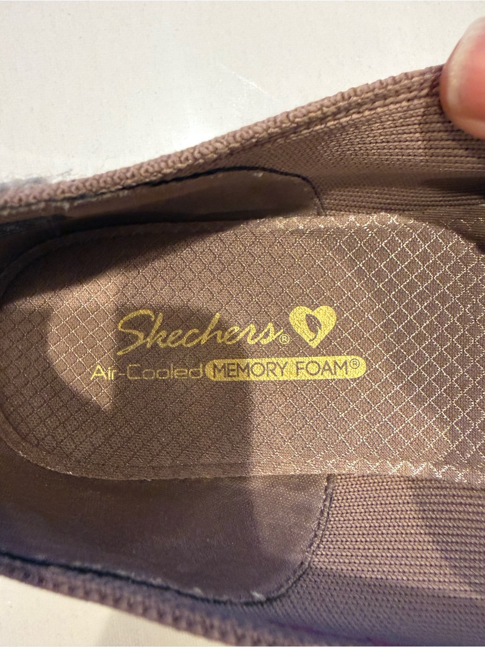 Women’s Skechers Slip-On Knit Loafers with Metallic Chain in Mauve-Size 9 - Picture 5 of 9